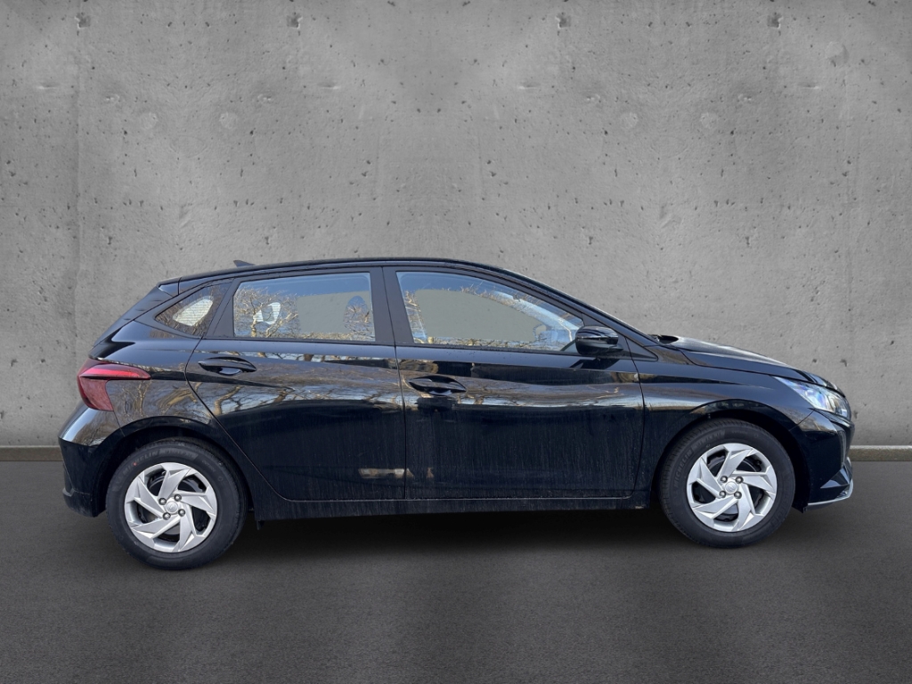 Fahrzeugabbildung Hyundai i20 FL MY26 1.0 T-GDi Select Navi DAB Rückfahrkamera Apple CarPlay Android Auto