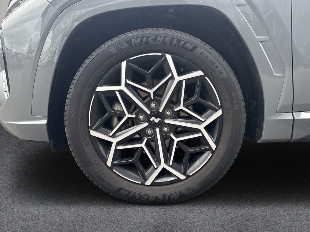 Fahrzeugabbildung Hyundai TUCSON Hybrid 1.6 2WD AT N-LINE Panorama Sitz-Paket Navi Digitales Cockpit