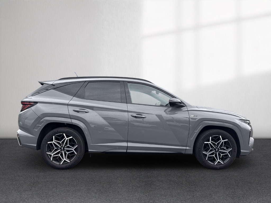 Fahrzeugabbildung Hyundai TUCSON Hybrid 1.6 2WD AT N-LINE Panorama Sitz-Paket Navi Digitales Cockpit