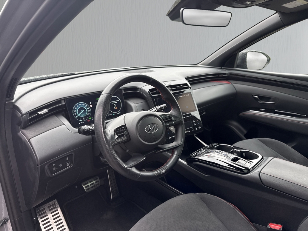 Fahrzeugabbildung Hyundai TUCSON Hybrid 1.6 2WD AT N-LINE Panorama Sitz-Paket Navi Digitales Cockpit