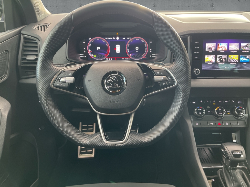 Fahrzeugabbildung SKODA Karoq 1.5 TSI DSG Sportline AHK Matrix beh. WSS