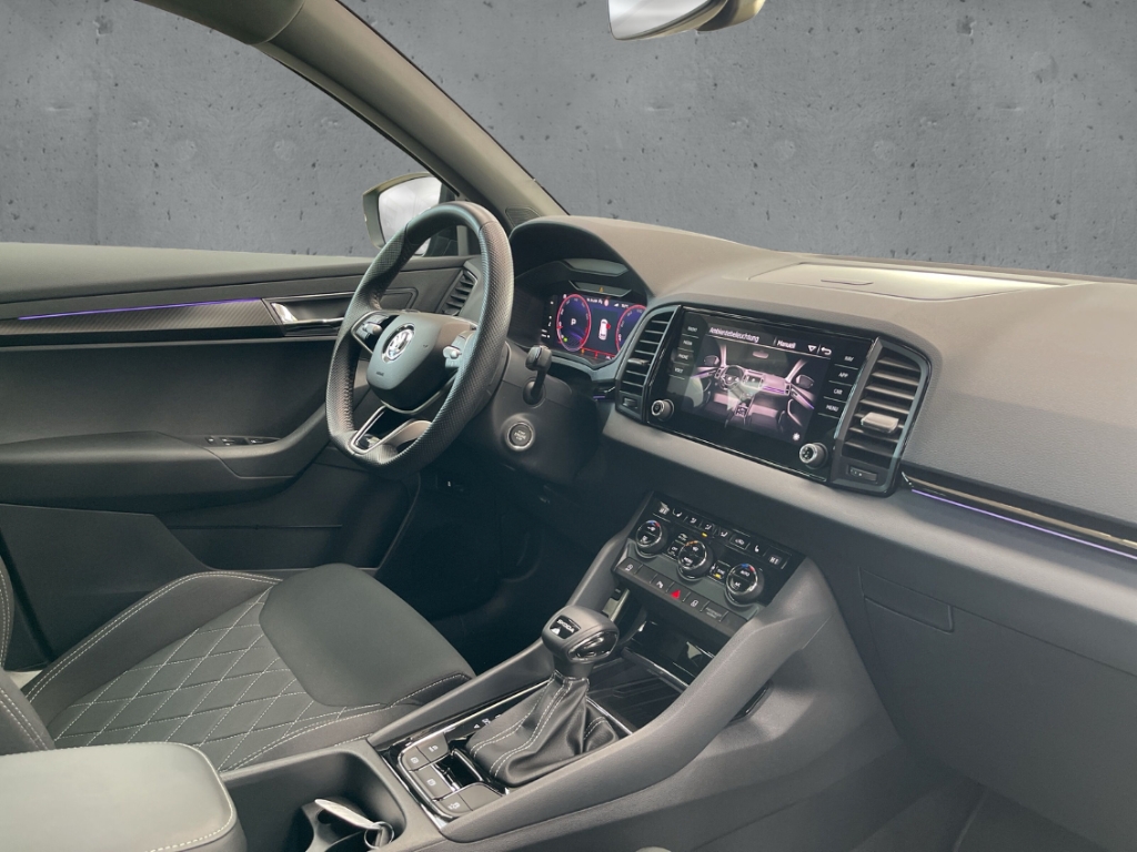 Fahrzeugabbildung SKODA Karoq 1.5 TSI DSG Sportline AHK Matrix beh. WSS
