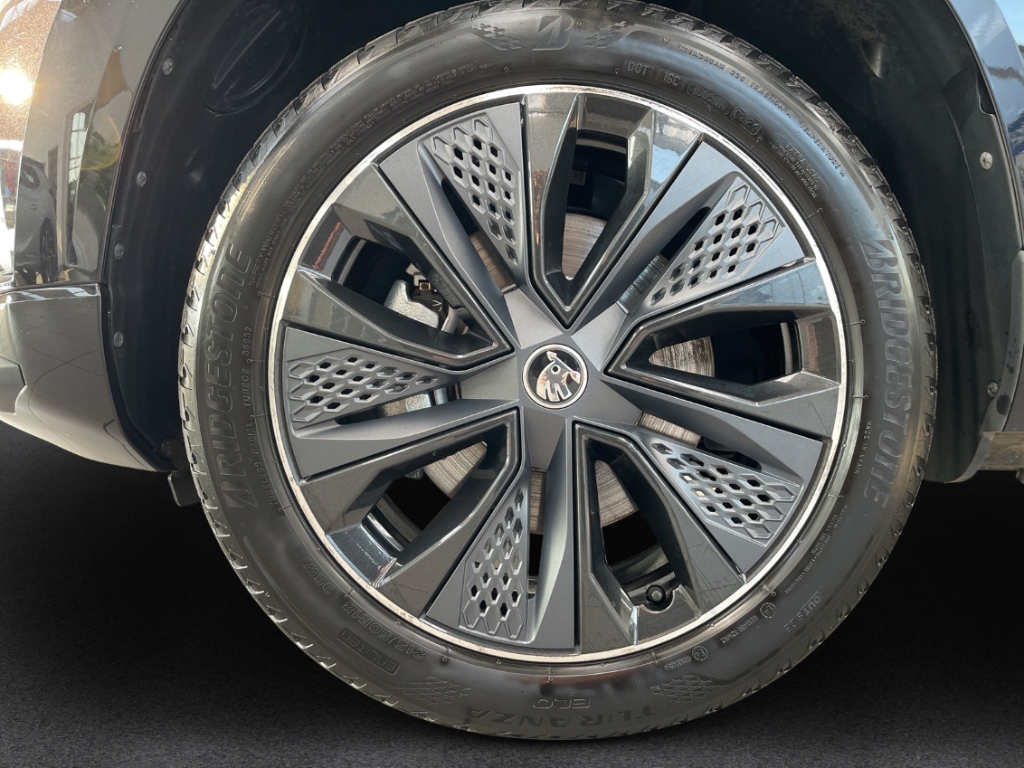 Fahrzeugabbildung SKODA Karoq 1.5 TSI DSG Sportline AHK Matrix beh. WSS