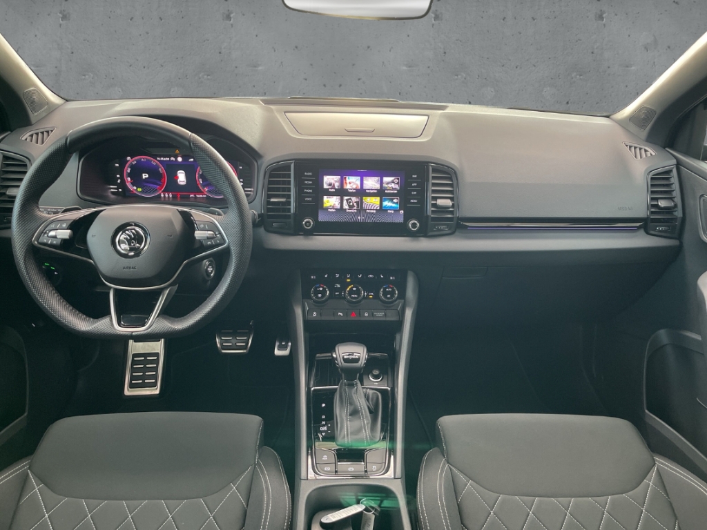 Fahrzeugabbildung SKODA Karoq 1.5 TSI DSG Sportline AHK Matrix beh. WSS