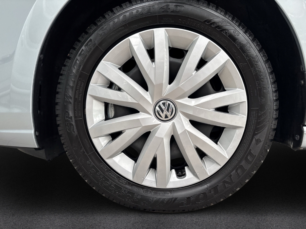 Fahrzeugabbildung Volkswagen Golf VIII Variant 2.0 TDI Goal HUD AHK