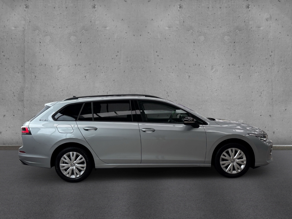 Fahrzeugabbildung Volkswagen Golf VIII Variant 2.0 TDI Goal HUD AHK