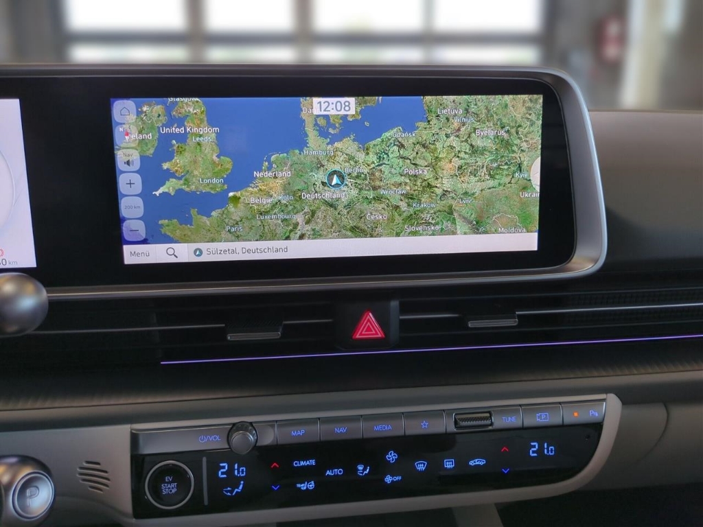 Fahrzeugabbildung Hyundai IONIQ 6 77,4kWh 4WD UNIQ 20LM HUD Navi Digitales Cockpit Memory Sitze Soundsystem