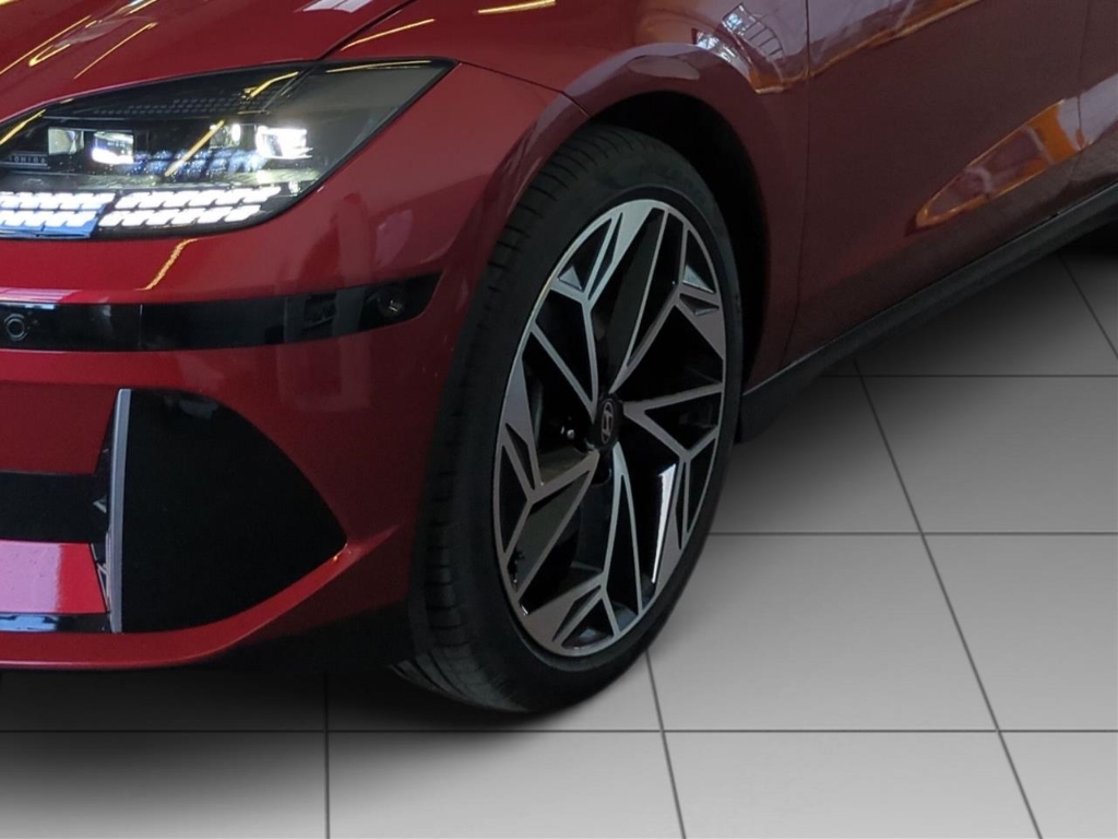 Fahrzeugabbildung Hyundai IONIQ 6 77,4kWh 4WD UNIQ 20LM HUD Navi Digitales Cockpit Memory Sitze Soundsystem