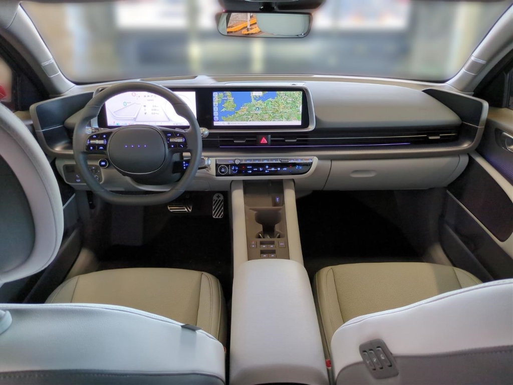 Fahrzeugabbildung Hyundai IONIQ 6 77,4kWh 4WD UNIQ 20LM HUD Navi Digitales Cockpit Memory Sitze Soundsystem
