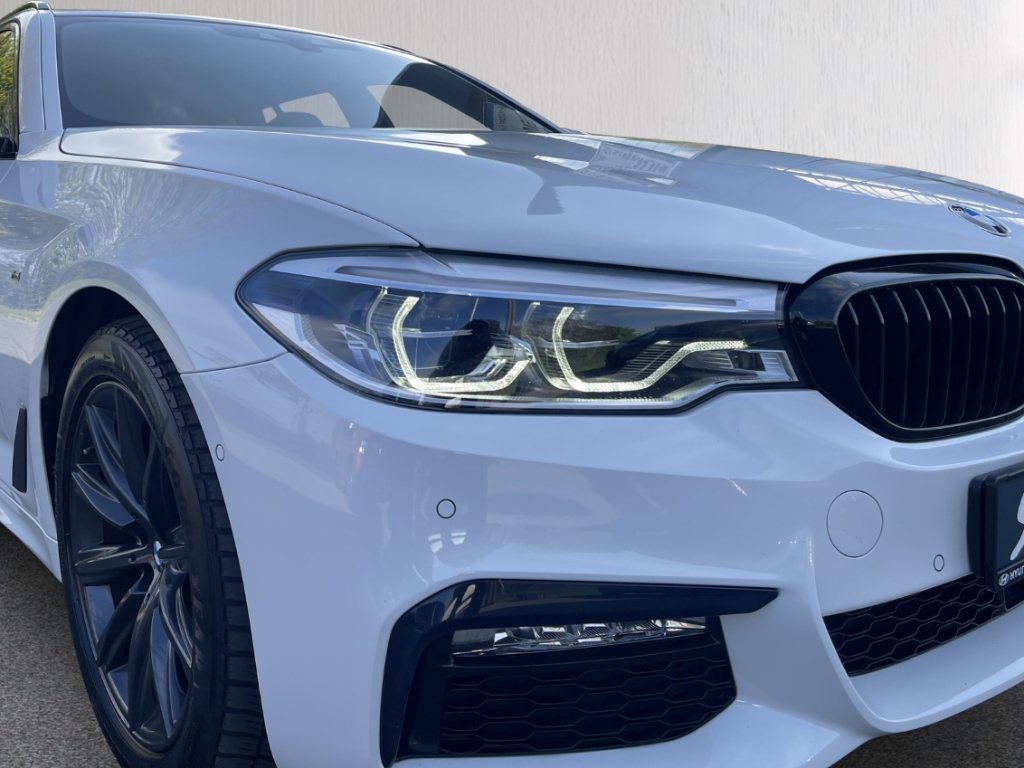 Fahrzeugabbildung BMW 520 d touring M Sport AHK LED LEDER Sitzlüftung