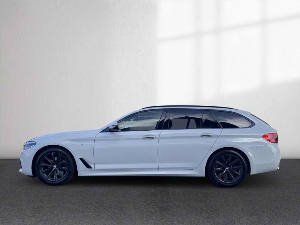 Fahrzeugabbildung BMW 520 d touring M Sport AHK LED LEDER Sitzlüftung