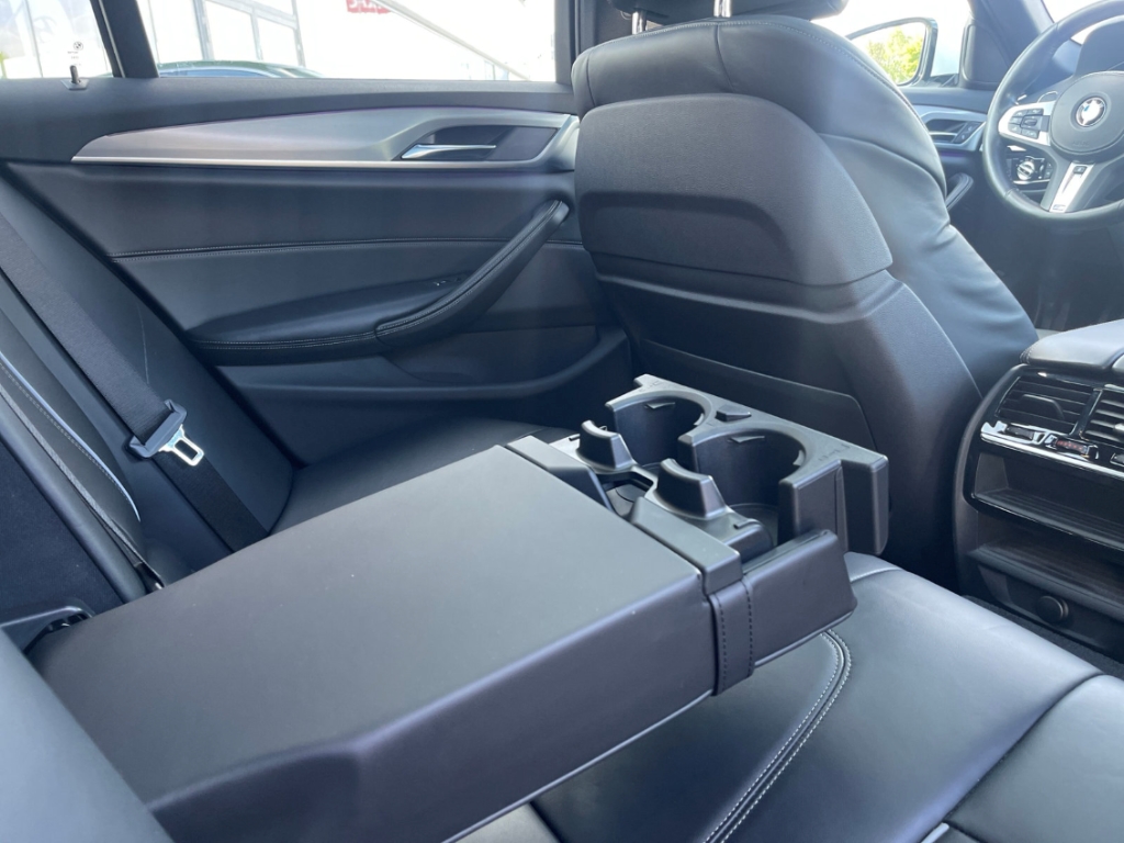 Fahrzeugabbildung BMW 520 d touring M Sport AHK LED LEDER Sitzlüftung