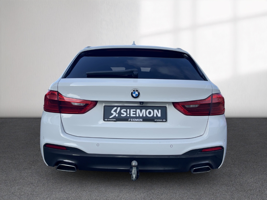 Fahrzeugabbildung BMW 520 d touring M Sport AHK LED LEDER Sitzlüftung