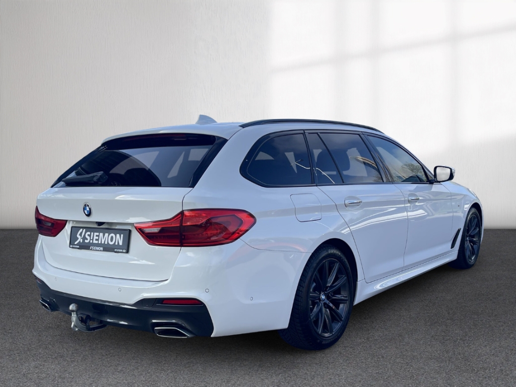Fahrzeugabbildung BMW 520 d touring M Sport AHK LED LEDER Sitzlüftung