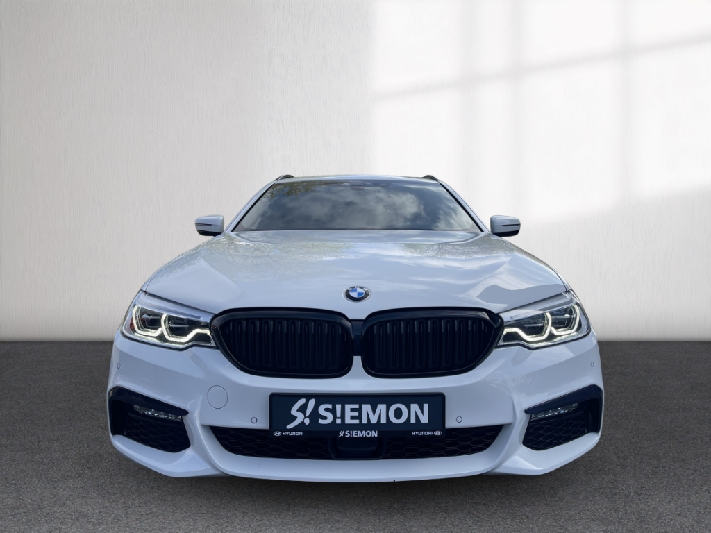 Fahrzeugabbildung BMW 520 d touring M Sport AHK LED LEDER Sitzlüftung