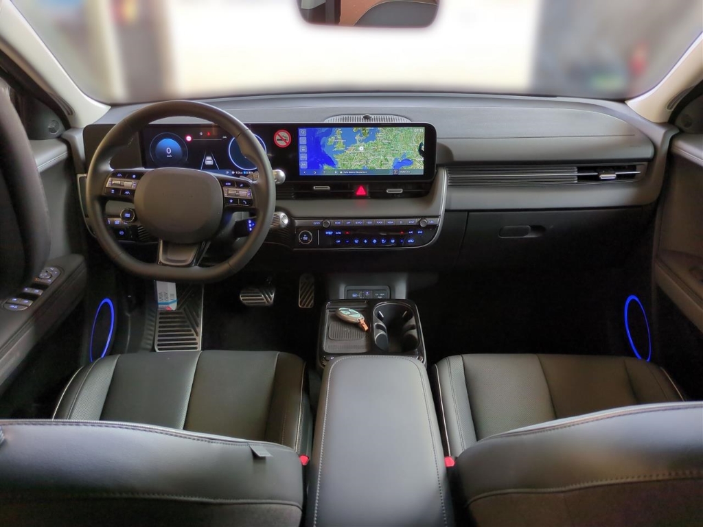 Fahrzeugabbildung Hyundai IONIQ 5 FL 84kWh 2WD MY25 TECHNIQ Sitz-P MATRIX Navi Leder Digitales Cockpit Klimasitze