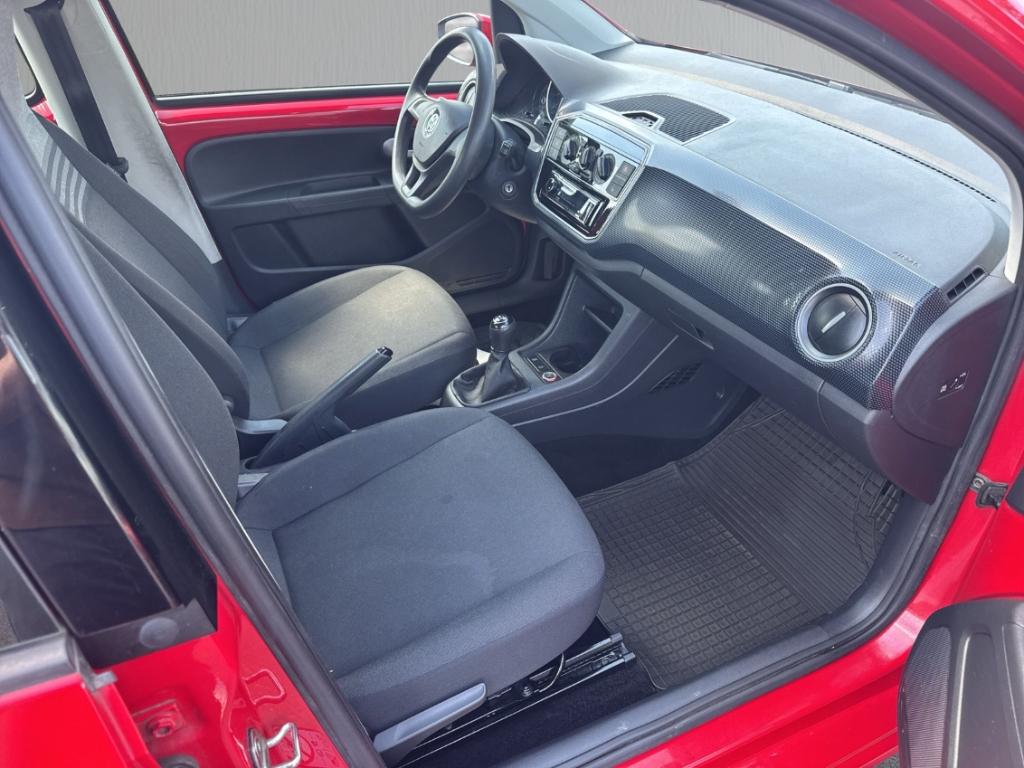 Fahrzeugabbildung Volkswagen up! move 1,0 Temp Klima SHZ Color BT Regensensor RDC
