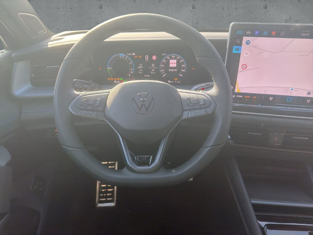 Fahrzeugabbildung Volkswagen Tayron 1.5 eHybrid R-Line AHK Pano IQ.Light