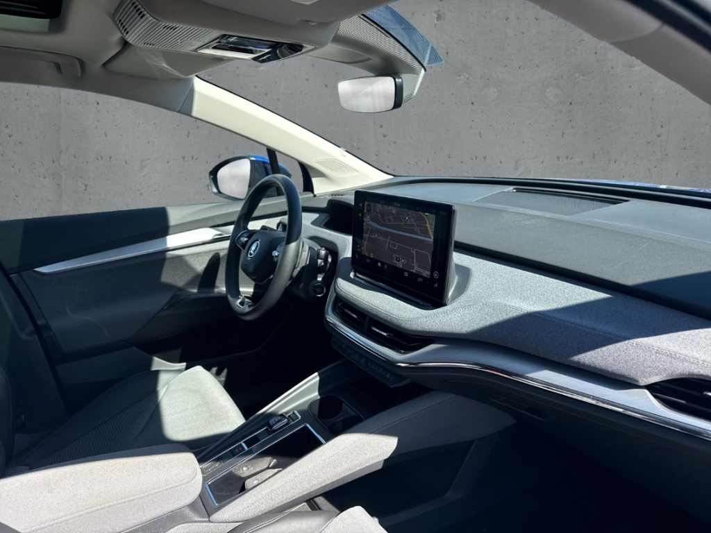 Fahrzeugabbildung SKODA Enyaq Loft 50 LOFT El. Panodach Digitales Cockpit LED ACC Apple CarPlay Android Auto