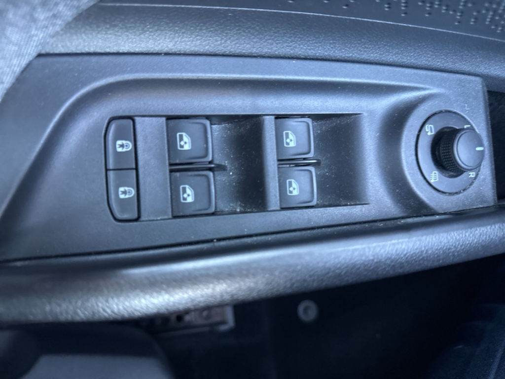 Fahrzeugabbildung SKODA Enyaq Loft 50 LOFT El. Panodach Digitales Cockpit LED ACC Apple CarPlay Android Auto