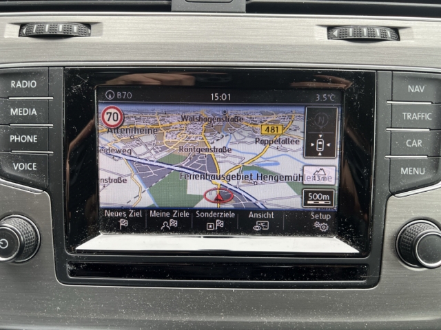 Fahrzeugabbildung Volkswagen Golf VII 1.6 TDI Comfortline SHZ NAVI PDC BLUETOOTH