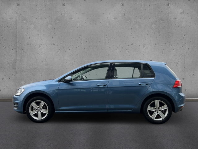 Fahrzeugabbildung Volkswagen Golf VII 1.6 TDI Comfortline SHZ NAVI PDC BLUETOOTH