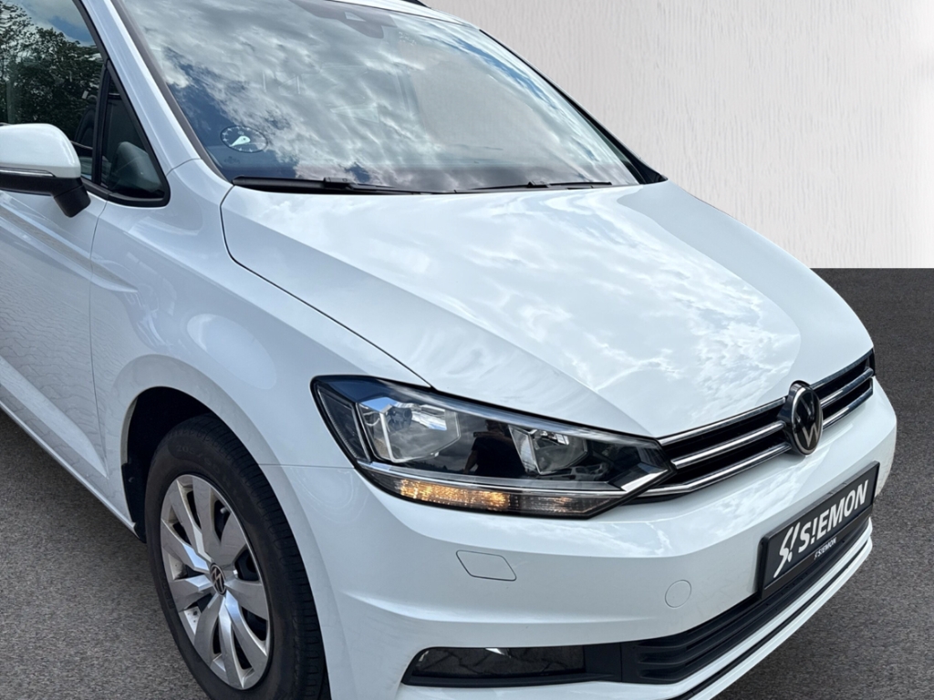 Fahrzeugabbildung Volkswagen Touran 1.5 TSI DSG 7Sitze AHK ACC RKam BlindSpot Comfortline