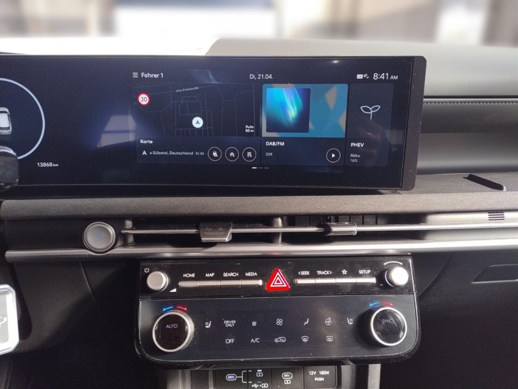 Fahrzeugabbildung Hyundai TUCSON FL PHEV 1.6 AT 2WD MY25 Trend LED-Paket MATRIX Navi Digitales Cockpit Blendfreies Fernl.
