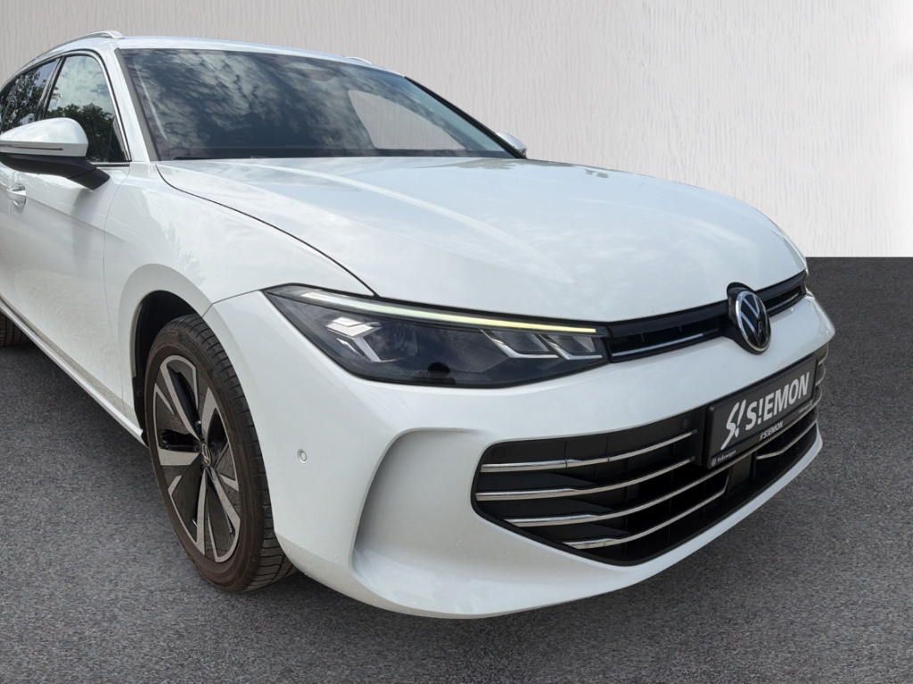 Fahrzeugabbildung Volkswagen Passat Variant 1.5eTSI DSG Business AHK Navi Kam