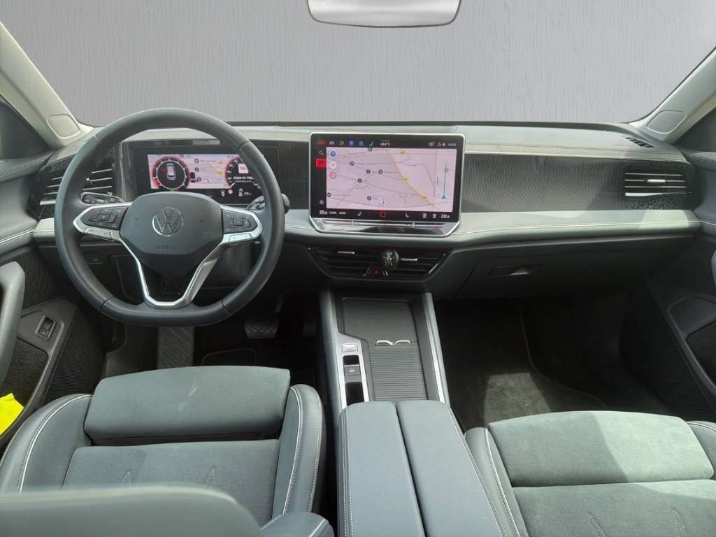 Fahrzeugabbildung Volkswagen Passat Variant 1.5eTSI DSG Business AHK Navi Kam
