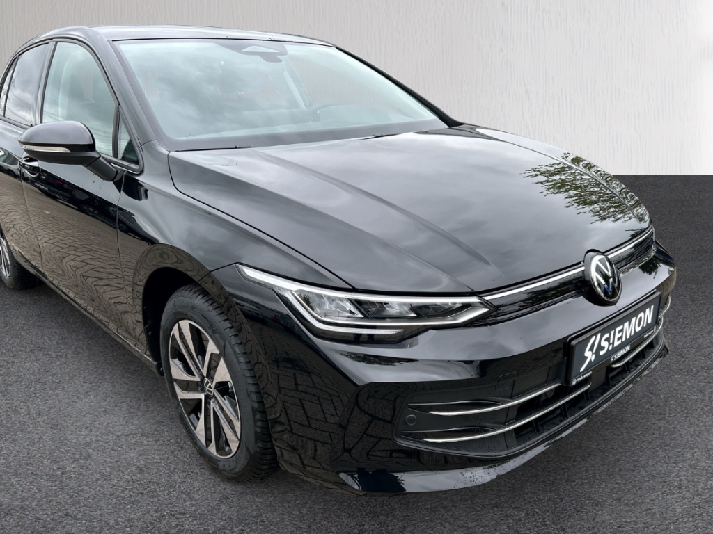 Fahrzeugabbildung Volkswagen Golf TDI SCR DSG ENERGY Navi AHK GJR