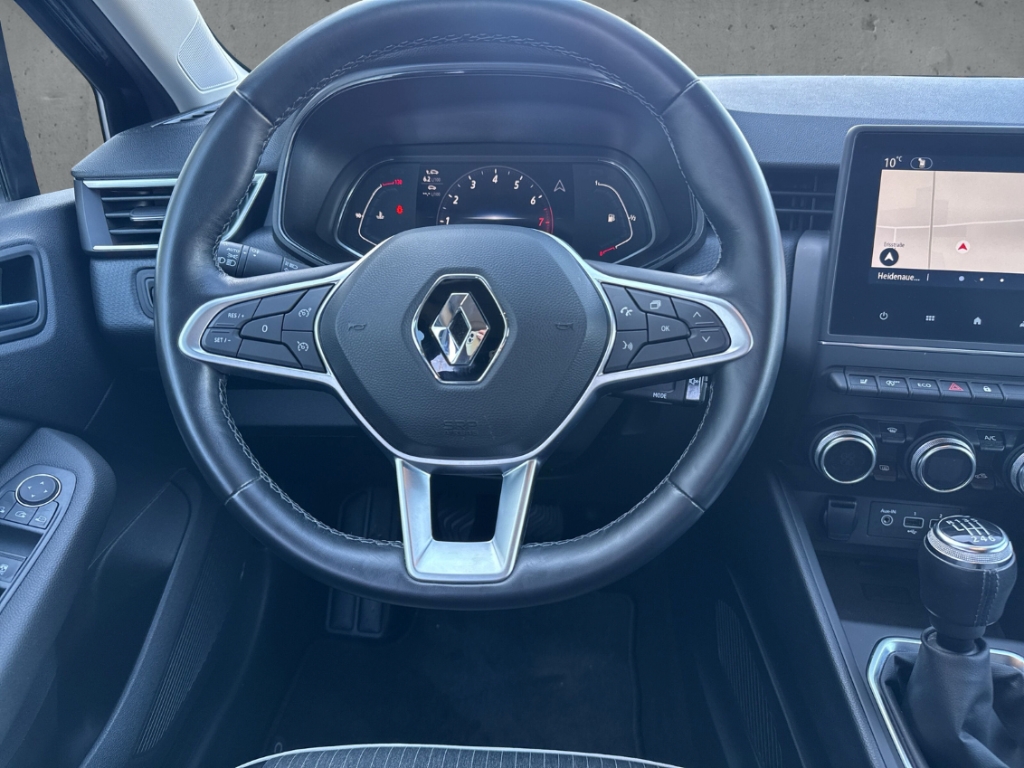 Fahrzeugabbildung Renault Clio V 1.0 TCe Intens NAVI LED SHZ RFK LM DIGICO