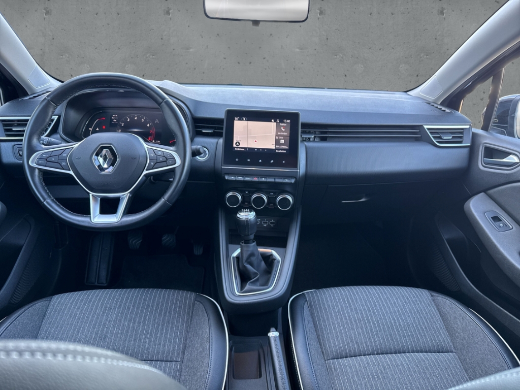 Fahrzeugabbildung Renault Clio V 1.0 TCe Intens NAVI LED SHZ RFK LM DIGICO