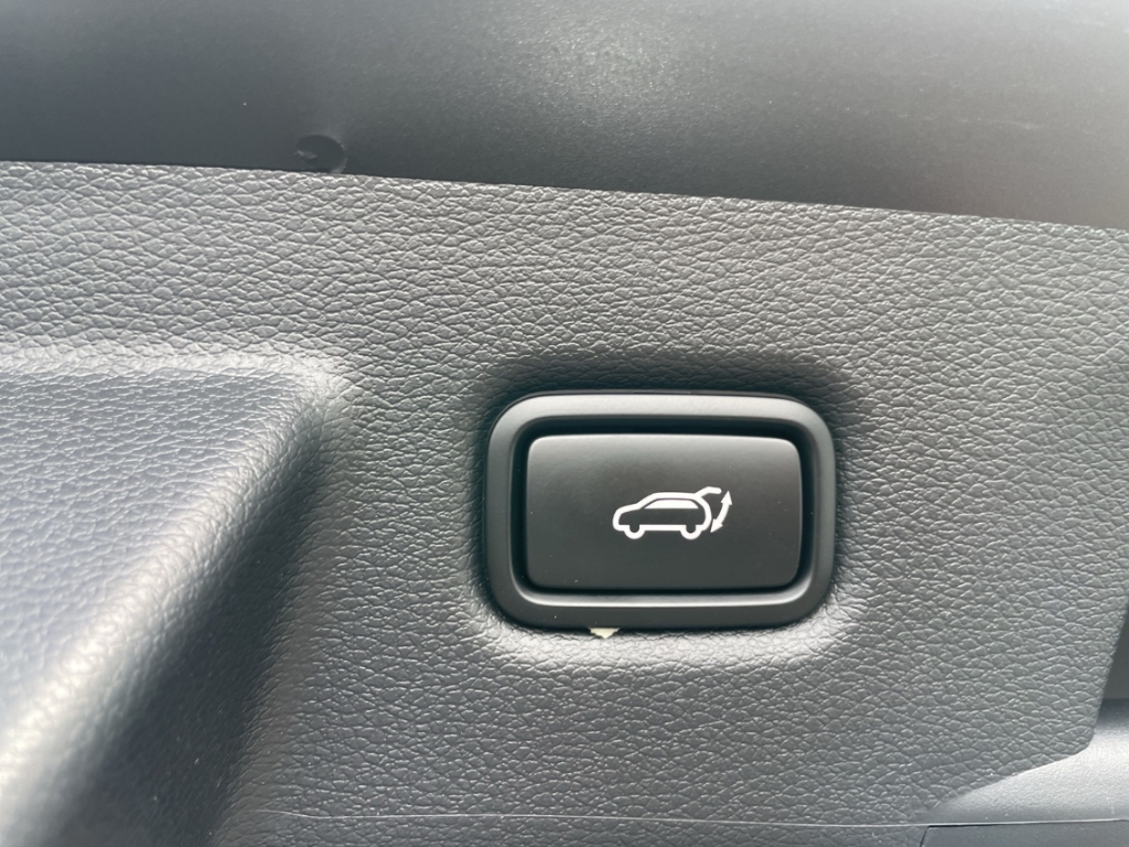 Fahrzeugabbildung Kia XCee'd 1.5T-GDI DCT Spirit Xclusive AHK Navi RKam