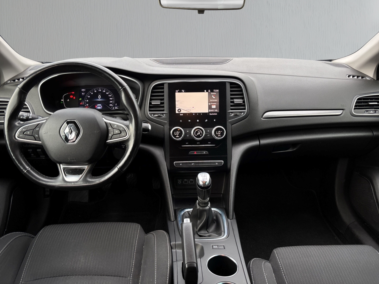 Fahrzeugabbildung Renault Megane IV Grandtour Navi SHZ Radio DAB LHZ PDC