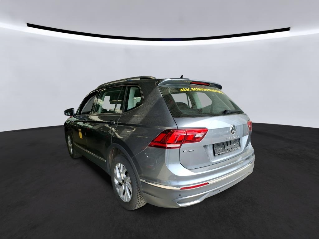 Fahrzeugabbildung Volkswagen Tiguan Allspace 1.5 TSI DSG Life 7-Sitze AHK LED ACC