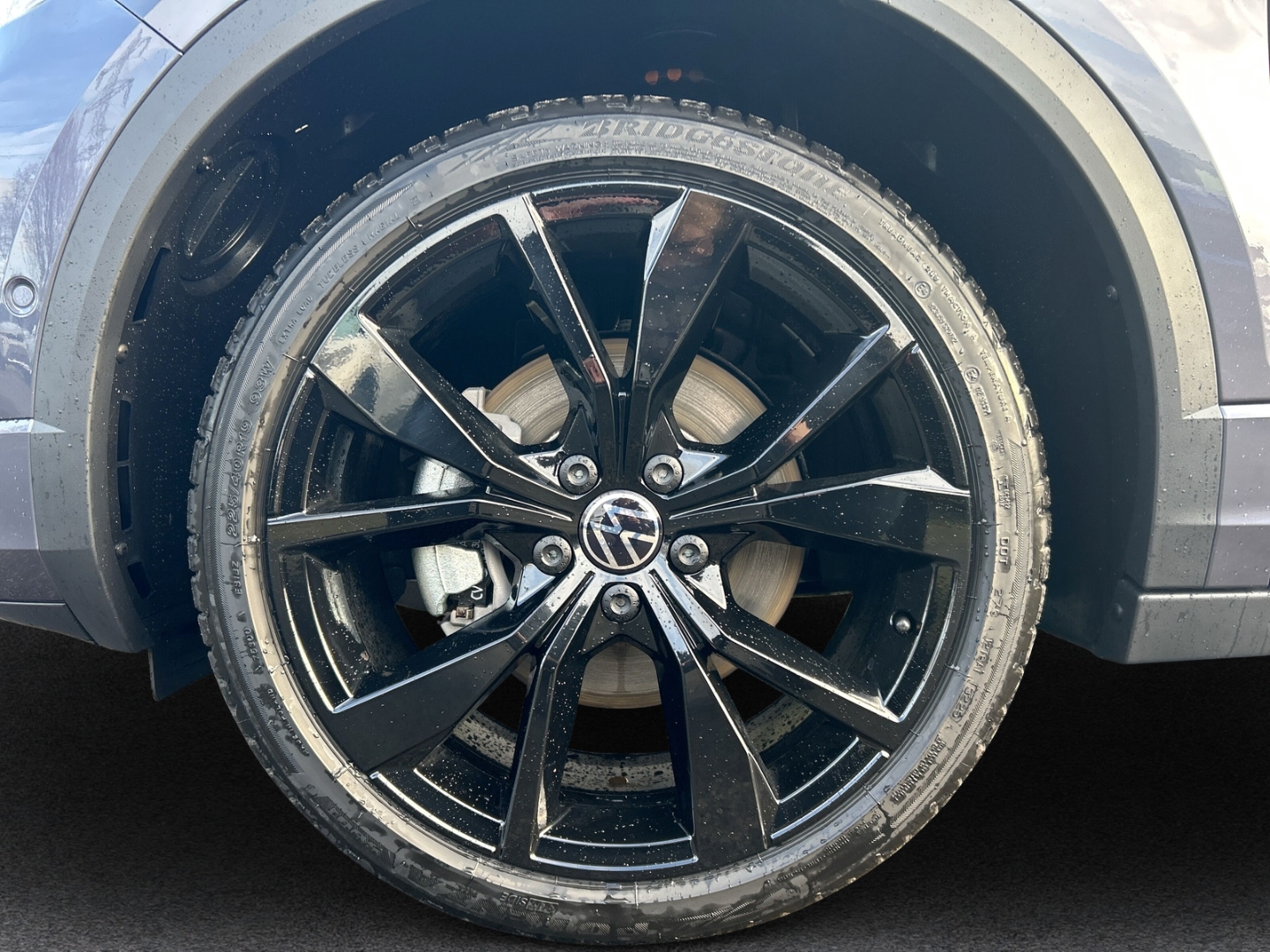 Fahrzeugabbildung Volkswagen T-Roc Cabriolet 1.5 TSI DSG R-Line IQ.LIGHT AHK ACC