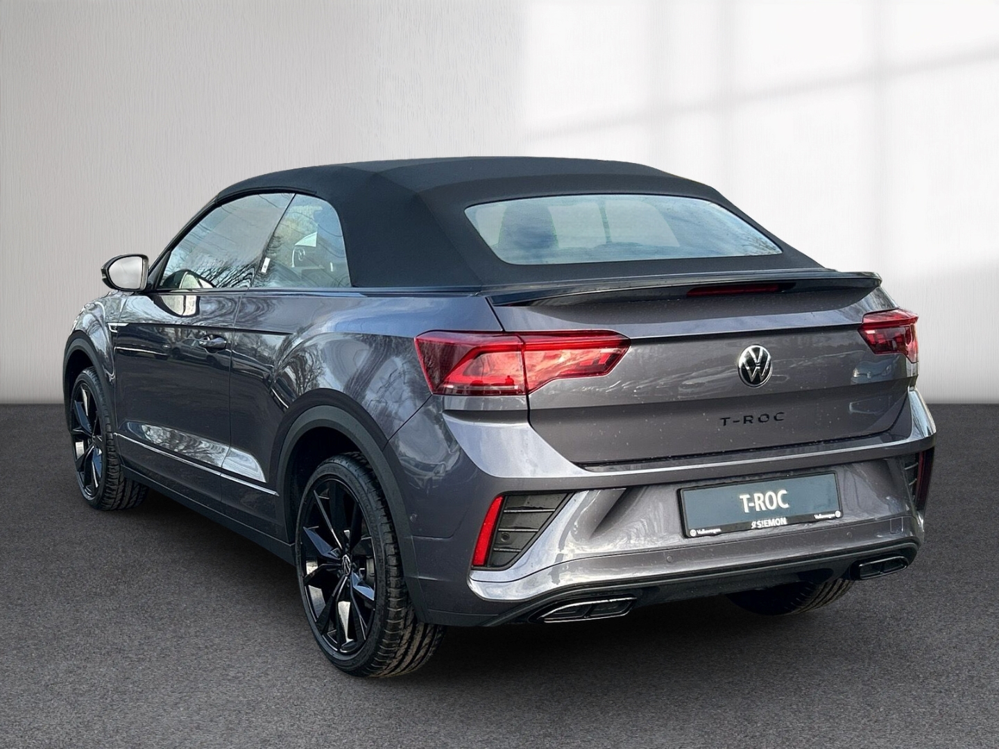 Fahrzeugabbildung Volkswagen T-Roc Cabriolet 1.5 TSI DSG R-Line IQ.LIGHT AHK ACC