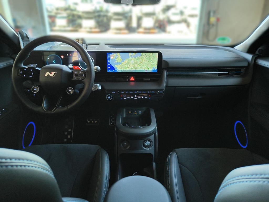 Fahrzeugabbildung Hyundai IONIQ 5 4WD 84kWh N-Performance Sitz-Paket HUD Navi Leder Digitales Cockpit