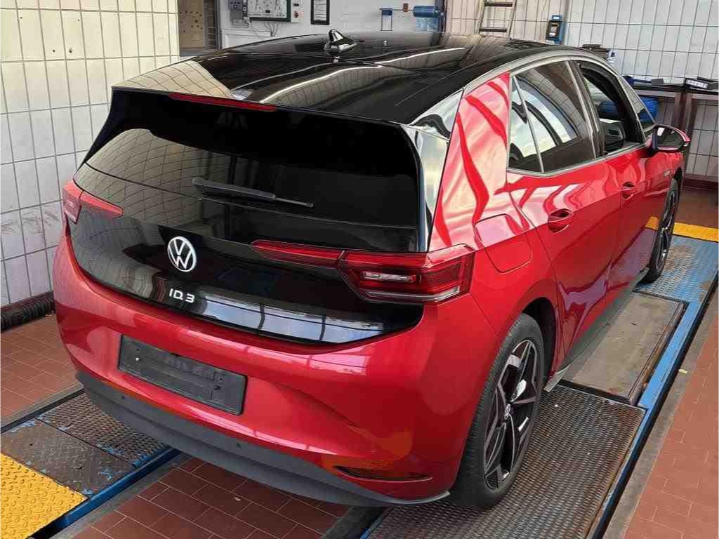 Fahrzeugabbildung Volkswagen ID.3 Pro 107 kW PRO NAVI LED SHZ R-Kam Klima PDC Wärmepumpe