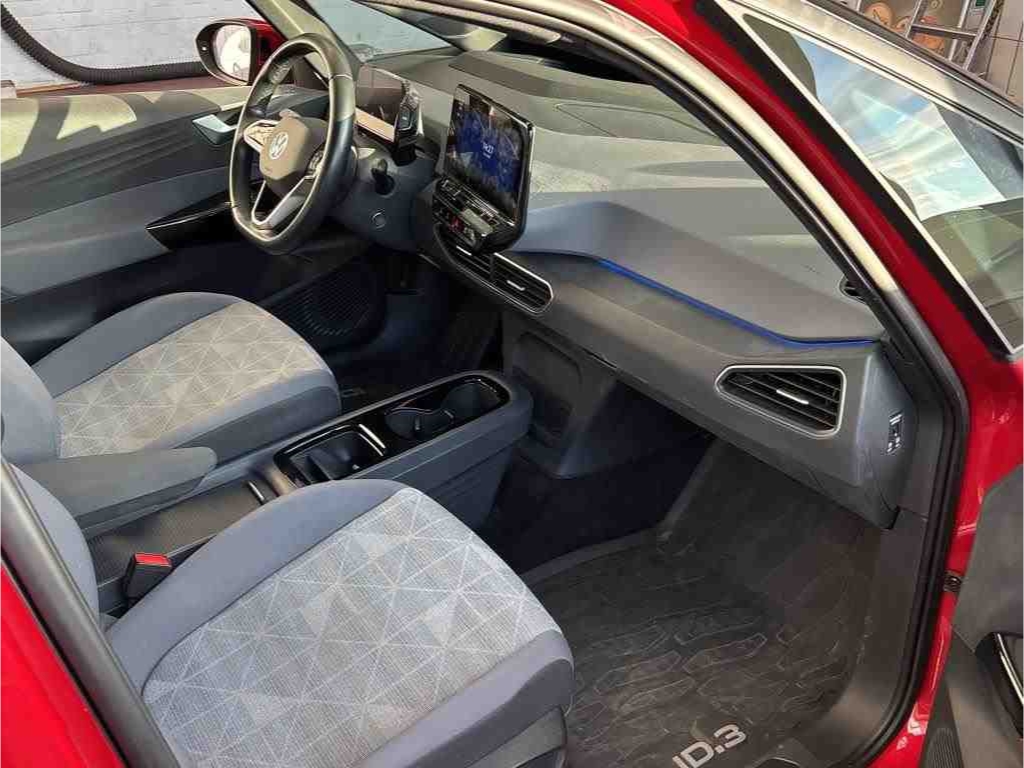 Fahrzeugabbildung Volkswagen ID.3 Pro 107 kW PRO NAVI LED SHZ R-Kam Klima PDC Wärmepumpe