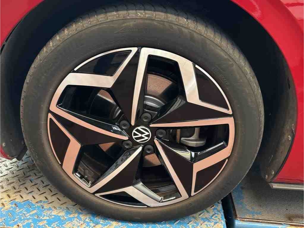 Fahrzeugabbildung Volkswagen ID.3 Pro 107 kW PRO NAVI LED SHZ R-Kam Klima PDC Wärmepumpe