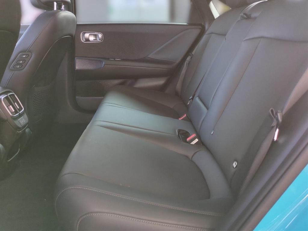 Fahrzeugabbildung Hyundai IONIQ 6 77,4kWh 4WD UNIQ Digi-Spiegel HUD Navi Digitales Cockpit Memory Sitze Soundsystem Bose