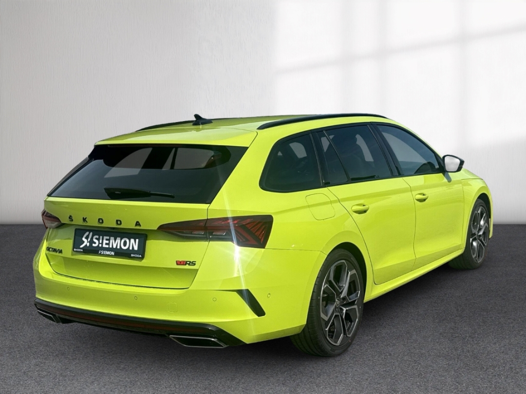 Fahrzeugabbildung SKODA Octavia Combi RS PLUS ACC Standheizung KESSY HUD MATRIX