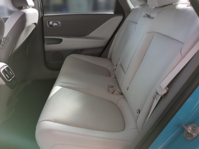 Fahrzeugabbildung Hyundai IONIQ 6 77,4kWh 4WD UNIQ Digi-Spiegel HUD Navi Digitales Cockpit Memory Sitze Soundsystem Bose