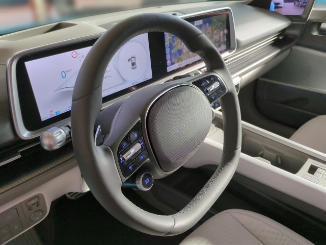 Fahrzeugabbildung Hyundai IONIQ 6 77,4kWh 4WD UNIQ Digi-Spiegel HUD Navi Digitales Cockpit Memory Sitze Soundsystem Bose
