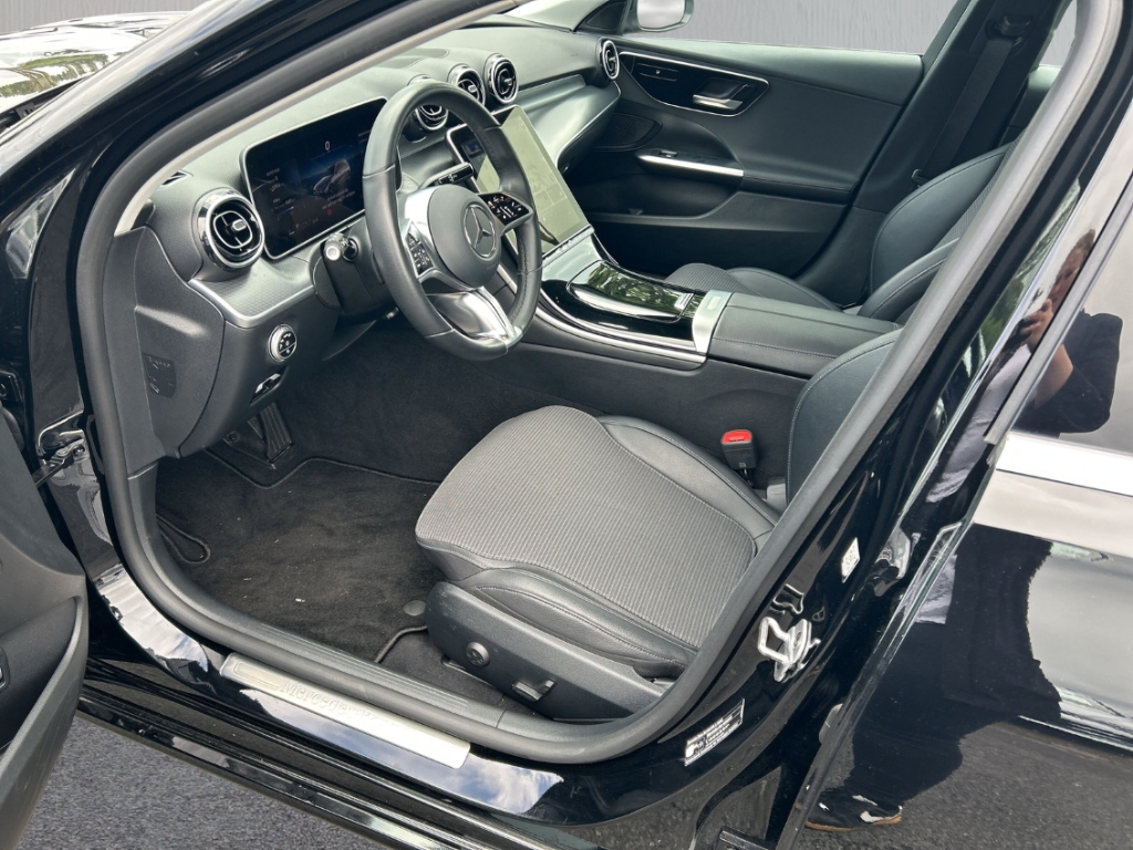 Fahrzeugabbildung Mercedes-Benz C 200 d T-Modell ACC NAV KLIMA MBUX SHZ ADV. AUD