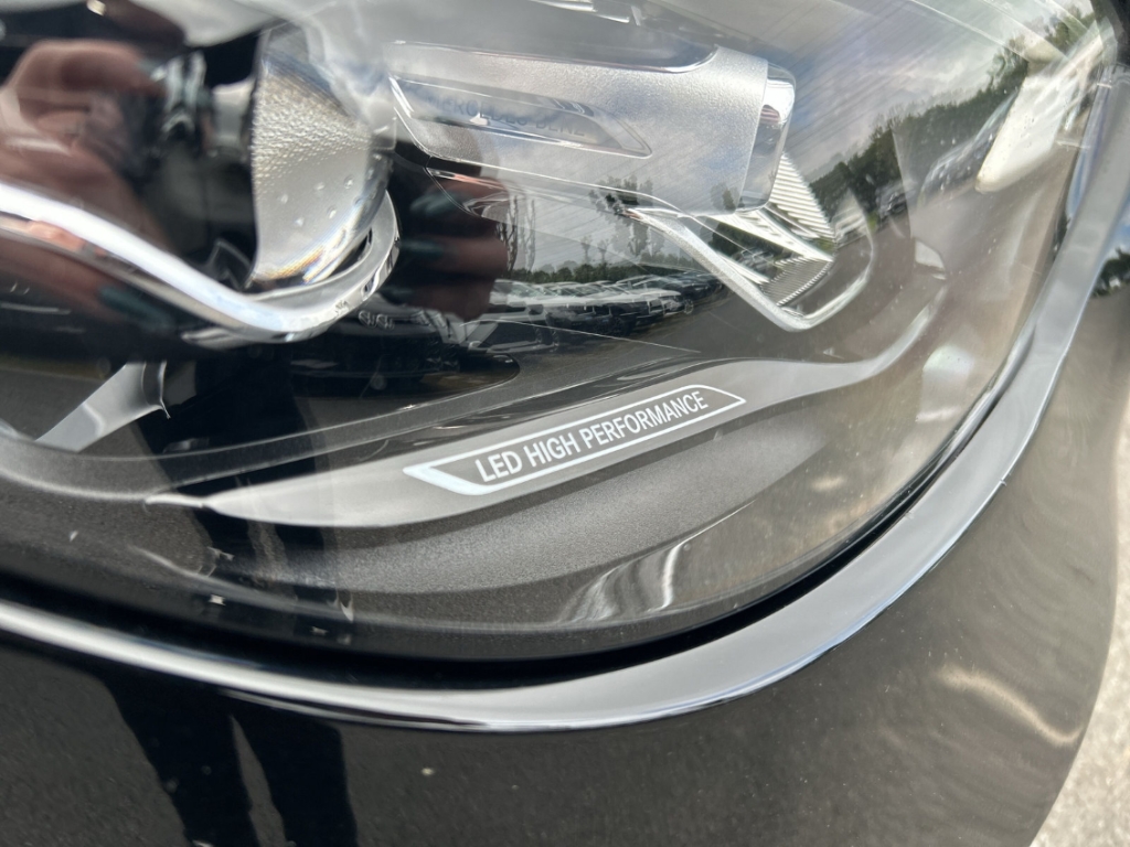 Fahrzeugabbildung Mercedes-Benz C 200 d T-Modell ACC NAV KLIMA MBUX SHZ ADV. AUD