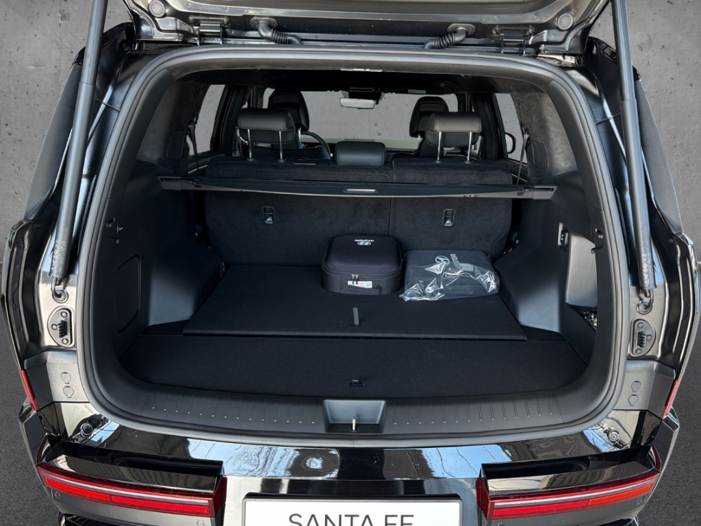 Fahrzeugabbildung Hyundai SANTA FE MY26 PHEV 1.6 4WD BLACKLINE HUD Navi Leder digitales Cockpit