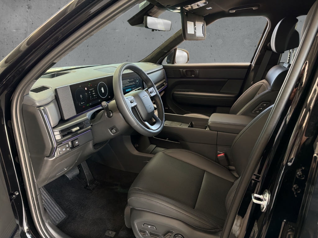 Fahrzeugabbildung Hyundai SANTA FE MY26 PHEV 1.6 4WD BLACKLINE HUD Navi Leder digitales Cockpit